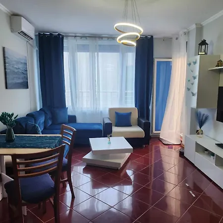 на център * Primorsko